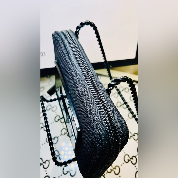 “HP” Auth Gucci black leather and nylon compact wallet - Picture 7 of 12